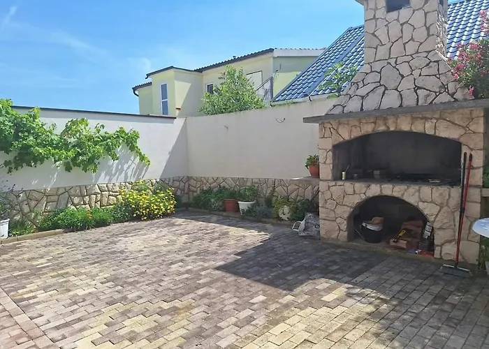 Laura Gostinjska kuća Vir