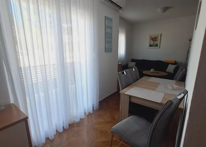 Gostinjska kuća Laura