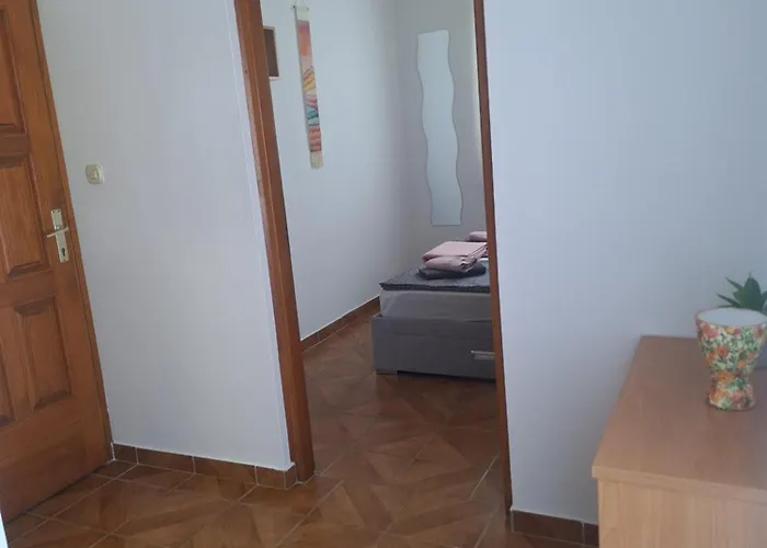 Laura Gostinjska kuća Vir